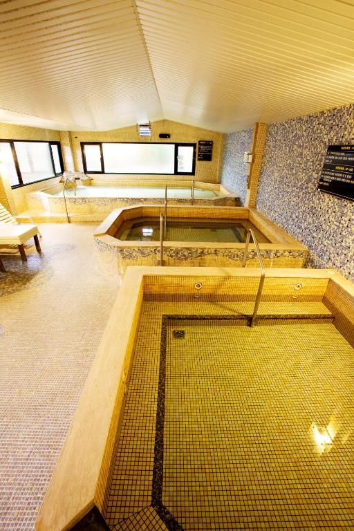Chat Hot Spring Resort Keelung Exterior photo