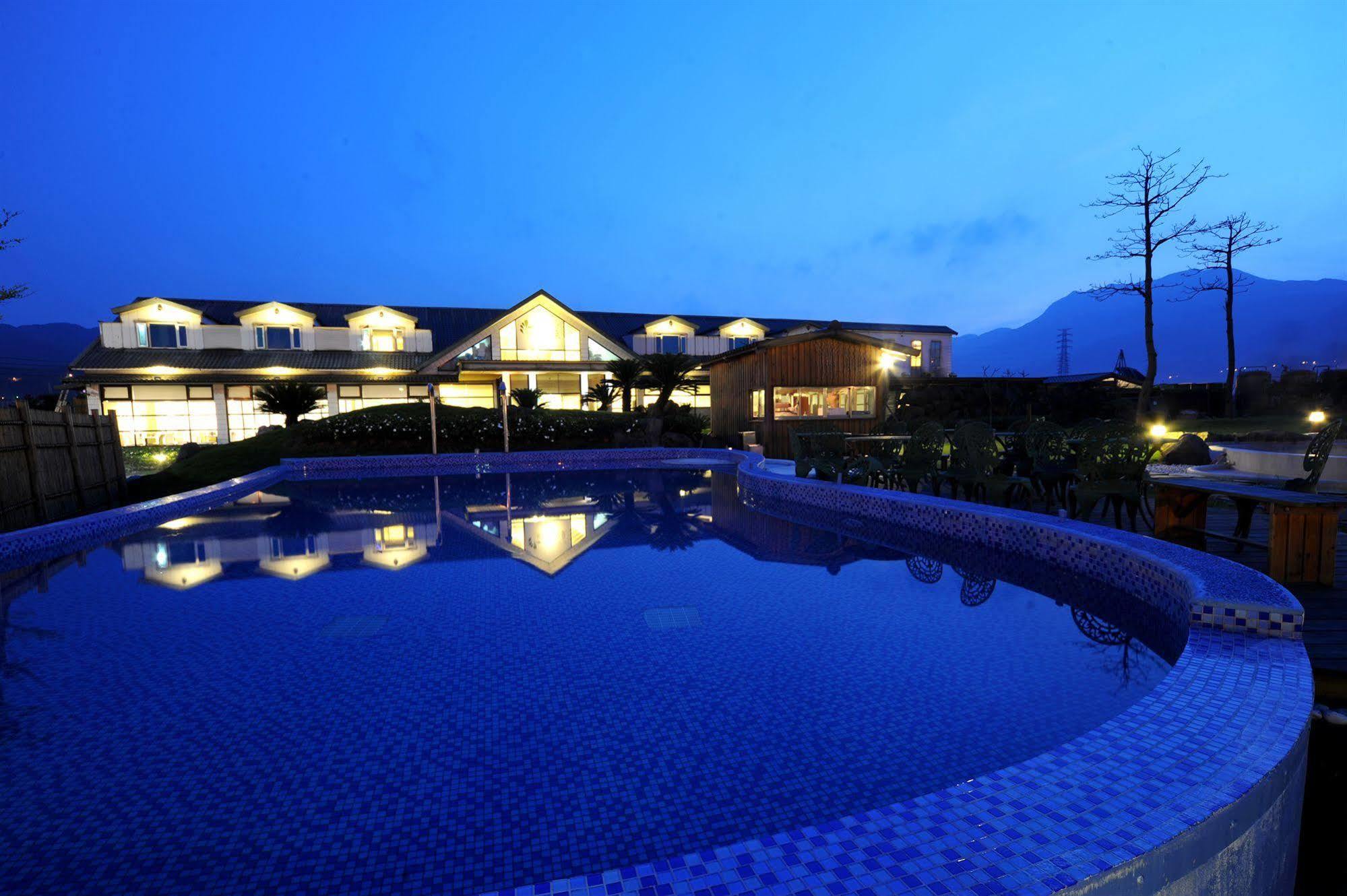 Chat Hot Spring Resort Keelung Exterior photo