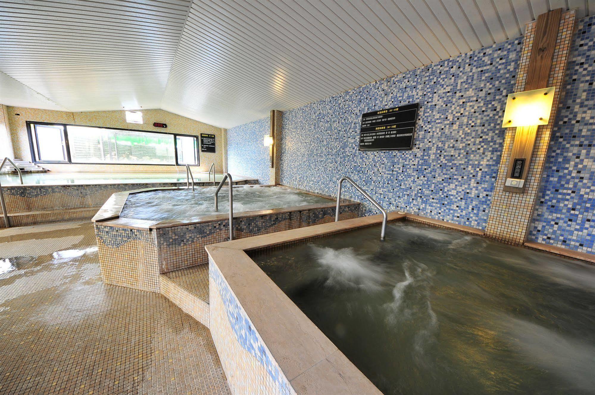 Chat Hot Spring Resort Keelung Exterior photo
